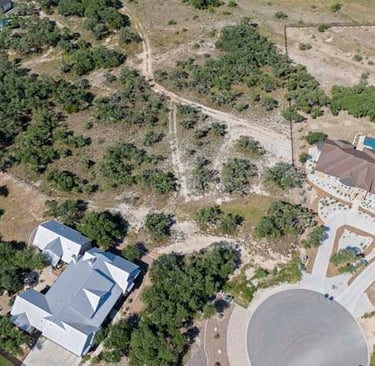 Hill Country home with large clean windows, window cleaning in Bulverde, TX