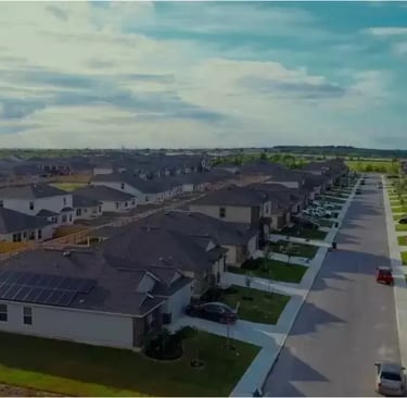 single-story home with streak‑free windows, window cleaning in Converse, TX