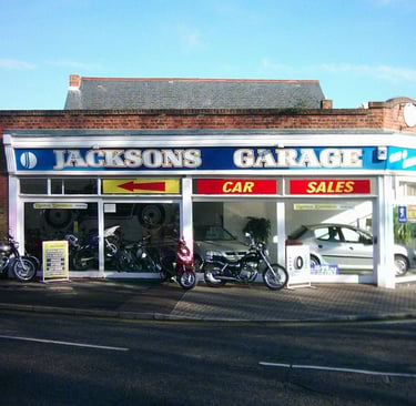 Jacksons Garage and Car Sales Knebworth supporting Woolyfest Woolmer Green