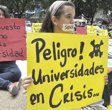 protesta de estudiantes por la crisis en la universidad pública