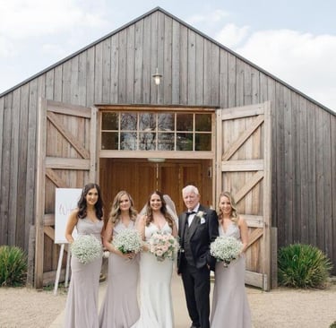 bridesmaid wedding photographs