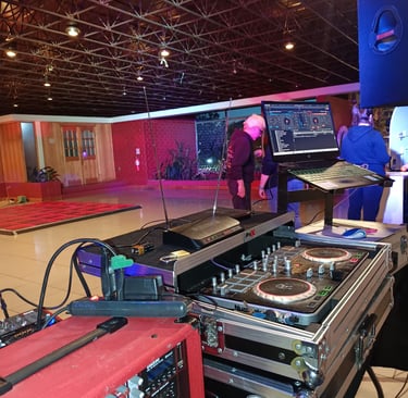 producción de eventos, sonido, iluminación, micrófonos, arriendo de equipos de sonido, iluminación