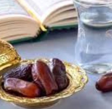 مضاد للالتهابات ومضاد للأكسدة وضبط السكر تعزيز الالتهام الذاتي وإنتاج الخلايا الجذعية هي بعض فوائده