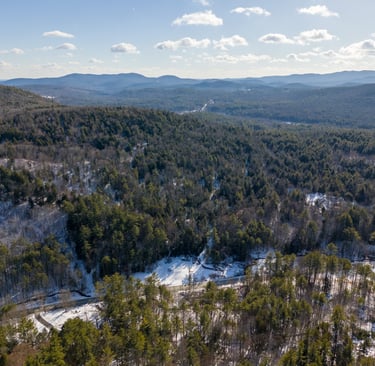 Snowy hill in New Hampshire