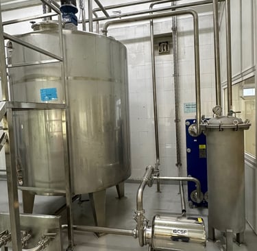 WILCO SS316 Mixing Tanks with Agitator for Food Blending in UAE