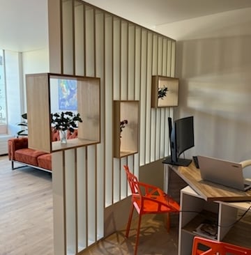 Installation d'un claustra sur mesure à Morteau LR Agencements Besançon Franche Comté