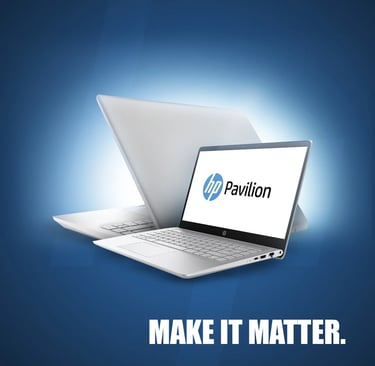 dos computadoras portatiles una mirando al frente y otra de espaldas con una frase debajo