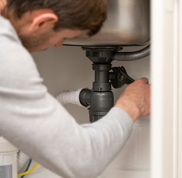 drain-bouche-comment-deboucher-tuyau-efficacement
