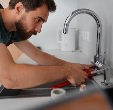 how-limit-water-damage-before-plumber-arrives