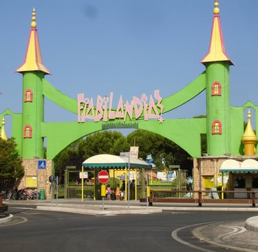 Fiabilandia Rivazzurra di Rimini, Parco tematico, giochi per bambini