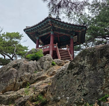 Busosanseong's Baekwajeong Pavilion on Nakhwaam Rock 
