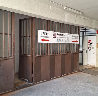 Foto dell'ingresso dell'agenzia