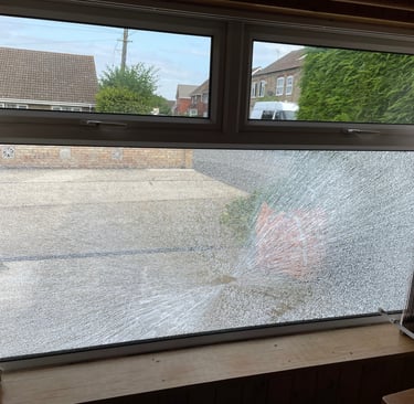 picture of a broken toughened glass sealed unit