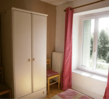 Les Sources Gîte/Apartment main bedroom