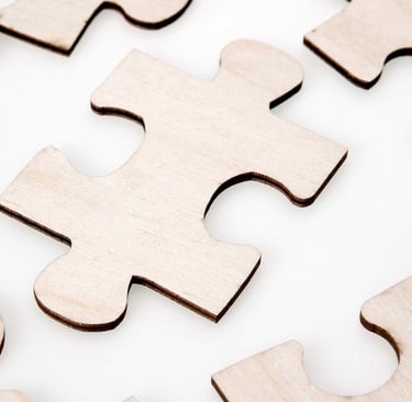 Light wood puzzle pieces