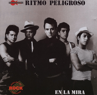 Portada y del disco En la Mira.
