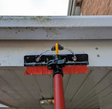 soffit & fascia clean