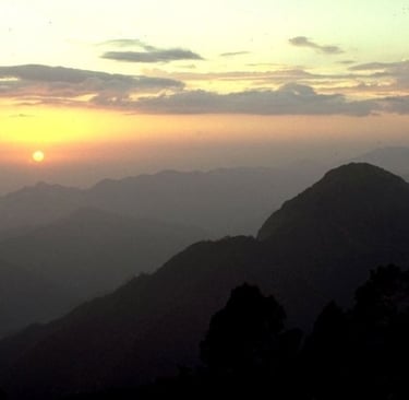 Kumaon Kailash e panorama dell'Himalaya