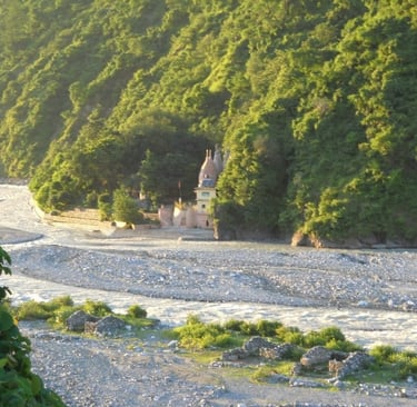 Hairakhan Vishwa Mahadham, Gufa side