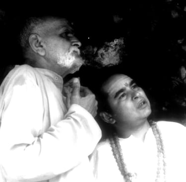 Shri Babaji Gorakhnath con Shri Shastriji Kamala