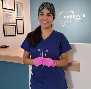 Equipo Profesional Duprin's Dental - Implantes y Carillas en San Miguel Lima