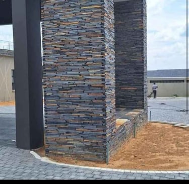 multi-colour strip walling