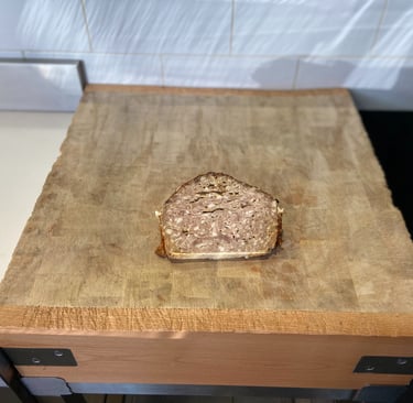 pâté à l'ail maison cuit sur place