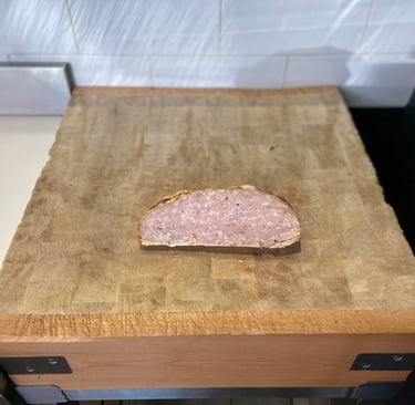 pâté de lapin maison cuit sur place