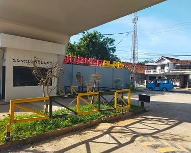 bangun villa pribadi, desain villa pribadi, lokasi strategis villa, investasi villa pribadi, kualitas bangunan villa, tanah u