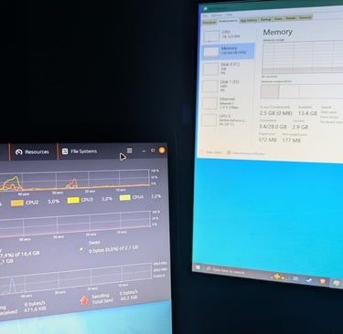 Linux Mint ja Windowsin resurssienhallinta vierekkäin, muistinkäyttö vertailussa
