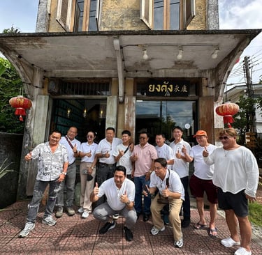 บรรยากาศทีมงานและหน้านี้ร้านยงคังคาเฟ่ คาเฟ่วินเทจ นครศรีธรรมราช