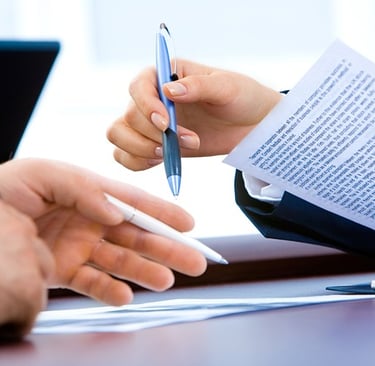 Guide to obtaining a green contract in Hurghada showing legal property registration process