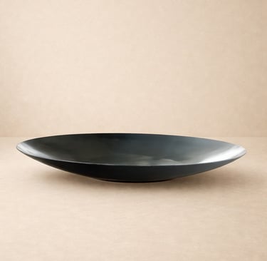 plato negro en fibra de vidrio