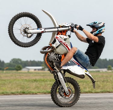 woman wearing black crew-neck shirt