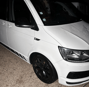 Extérieur de véhicule nettoyé et protégé par Kline Concept