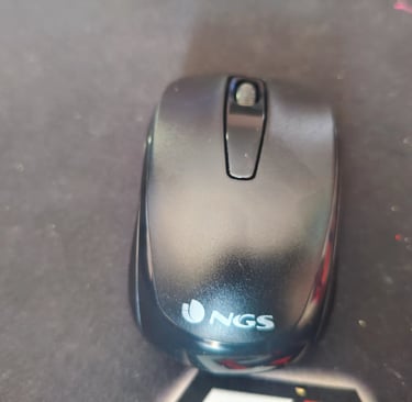 Rato wireless NGS preto com scroll central