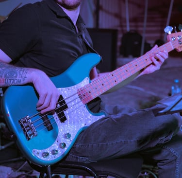Learning bass by ear