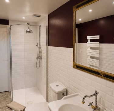 Salle de bain privative avec douche