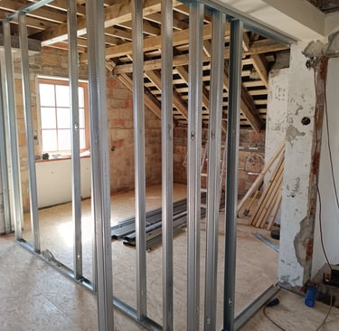 Sienų pertvaros profiliai