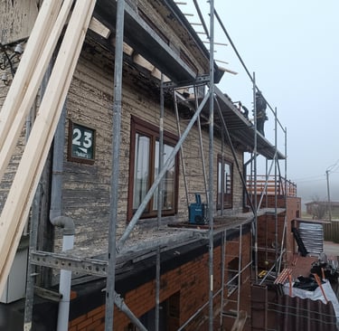 Pastoliai stogo keitimui