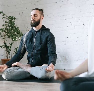 Reduza o stress com a Meditação e o Yoga