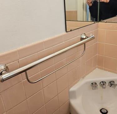 Huckabee Handyman Services, Bath grab bar after