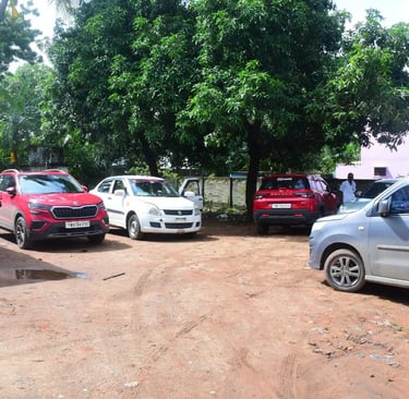 Free car parking facility at Hotel Aishwariyam Thirukadaiyur hotel near Abirami Temple