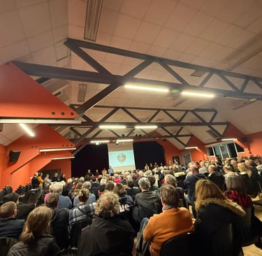 Présentation de groix agir ensemble à la salle des fêtes