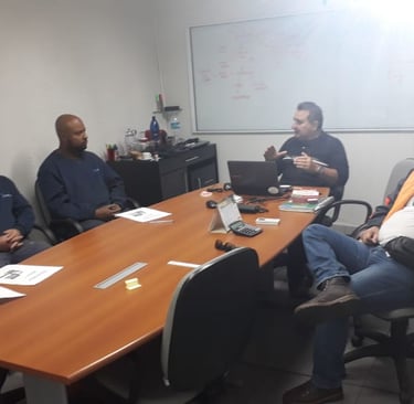 Treinamento Administrativo - Chefia de Operações - Indústria Plástica