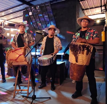 Chirimia en Torreon Gastro Bar