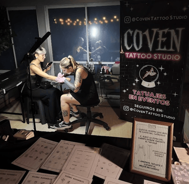 Tatuajes en vivo para invitados de fiesta