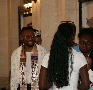 Échanges entre participants lors du networking d'AFRICANA 2024 à la Sorbonne