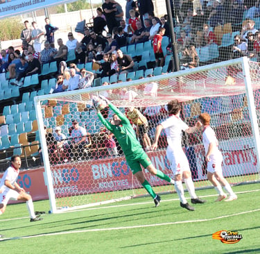 Daniel Solsky Plucks The Ball From The Air vs Sydney Utd away