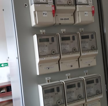 панель 220 кВ. со счетчиками электроэнергии